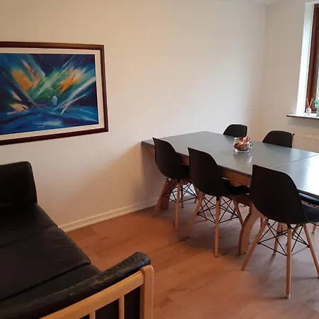 - 500 M From Legohouse * בילונד