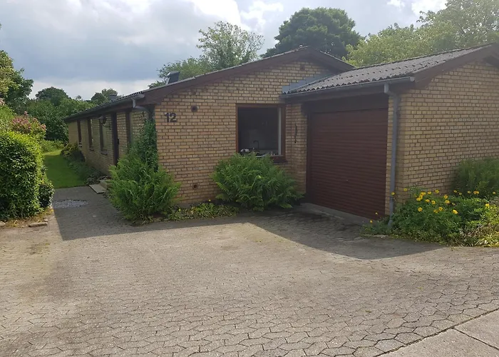 - 500 M From Legohouse * בילונד